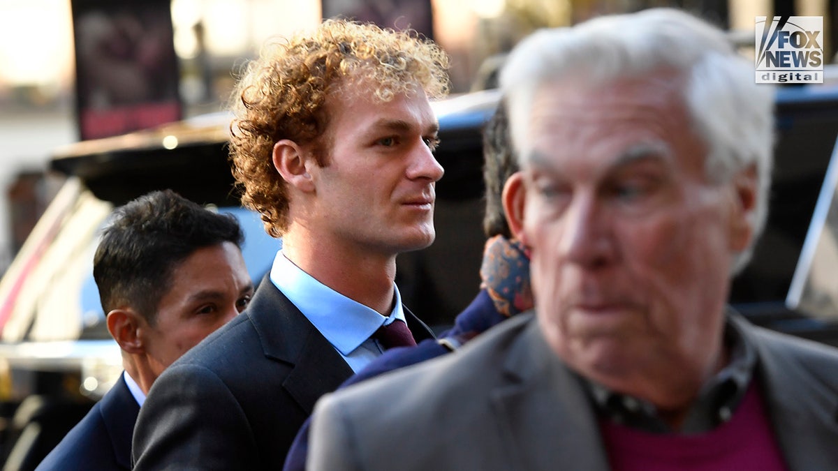 Daniel Penny arrives at the Manhattan Criminal Courthouse building