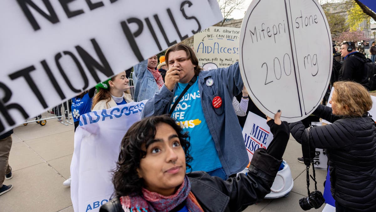 Protesters at Supreme Court