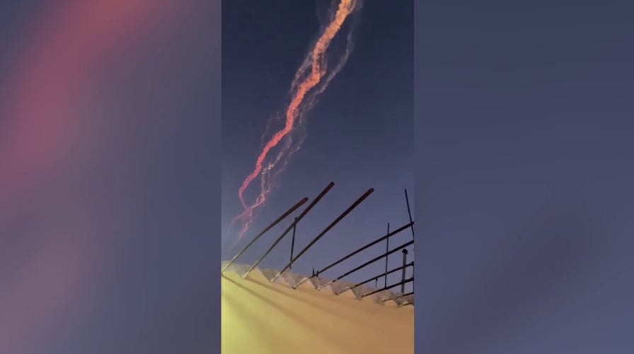 SpaceX Starship rocket debris seen from Turks and Caicos