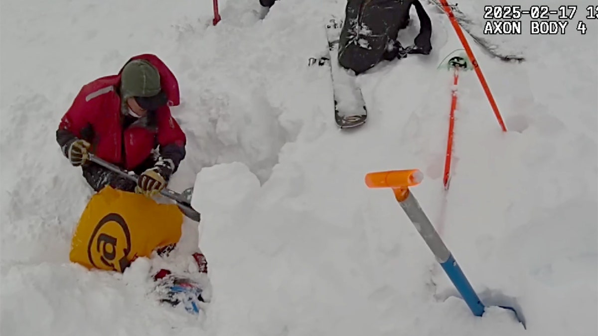 Man rescued following Colorado avalanche