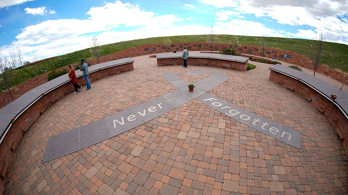 Columbine Memorial