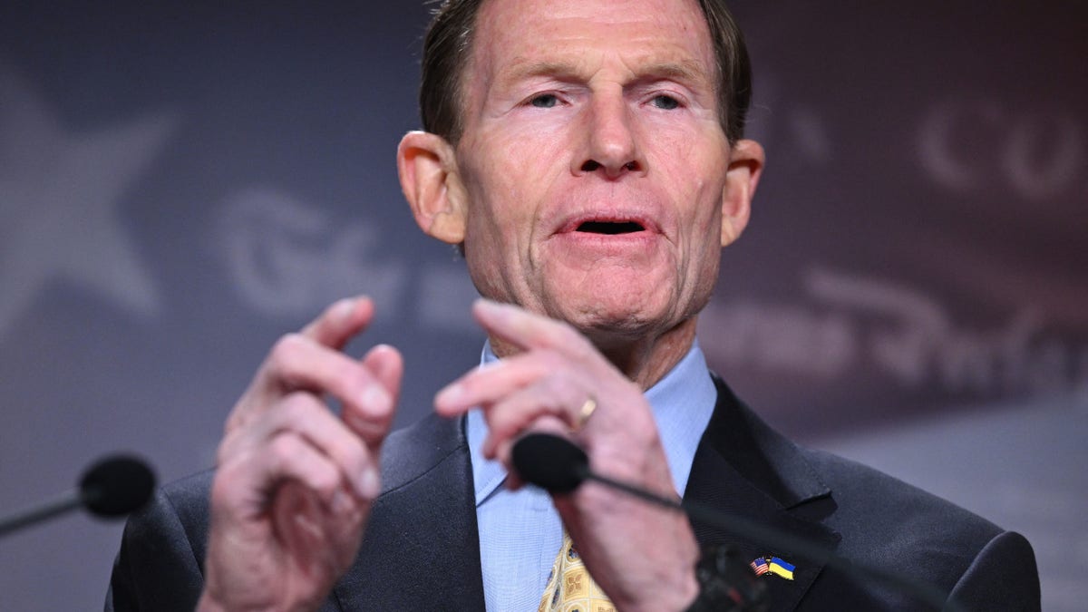 US Senator Richard Blumenthal (D-CT)