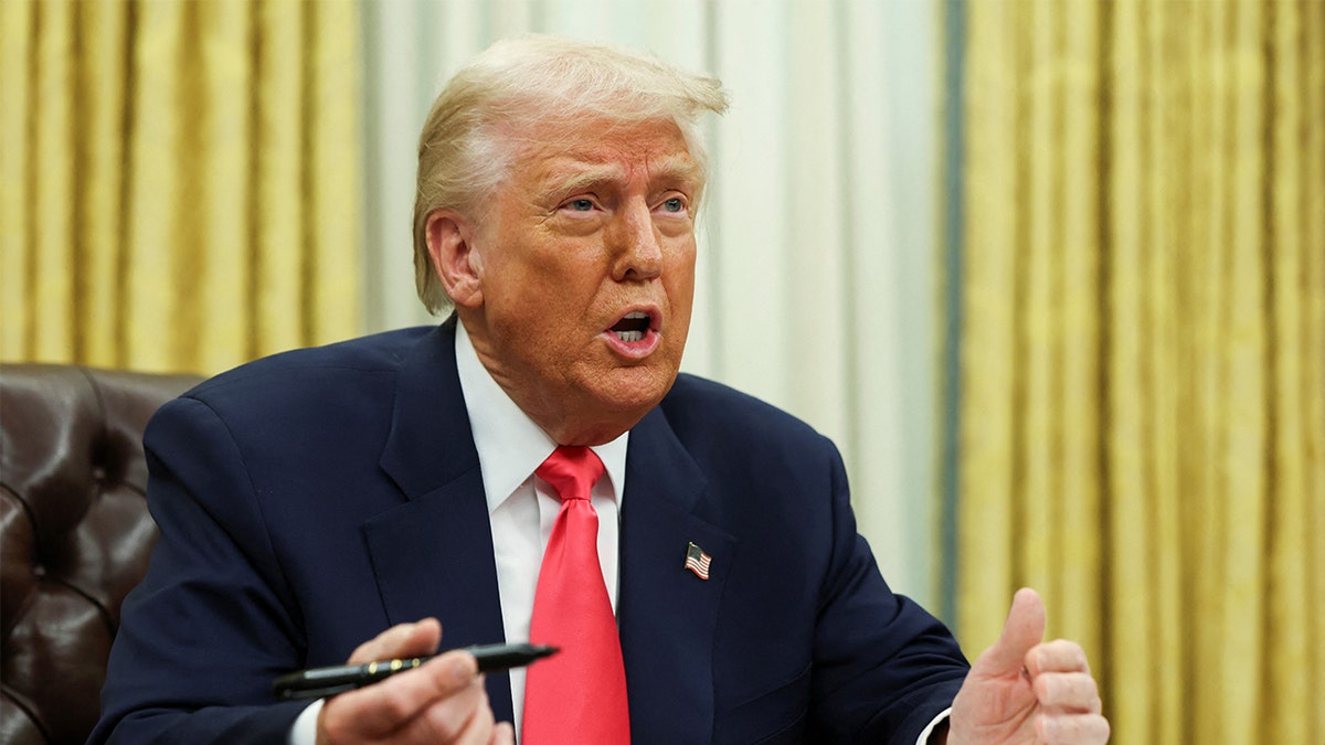 President Trump in Oval Office