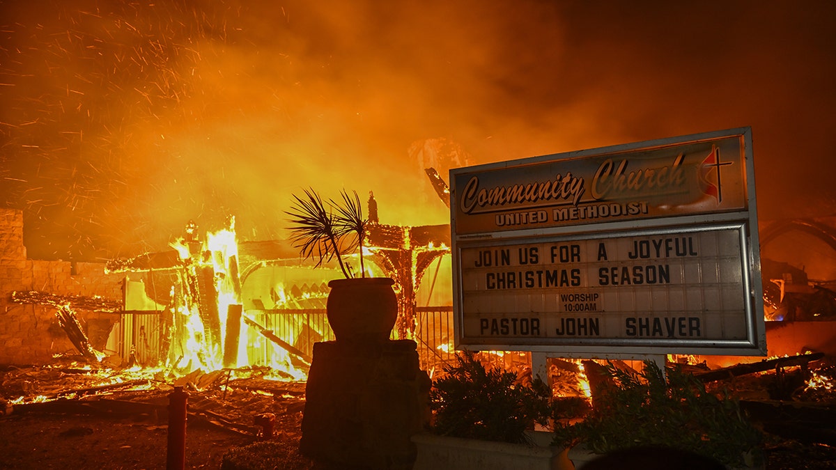 Wildfires tear through Los Angeles