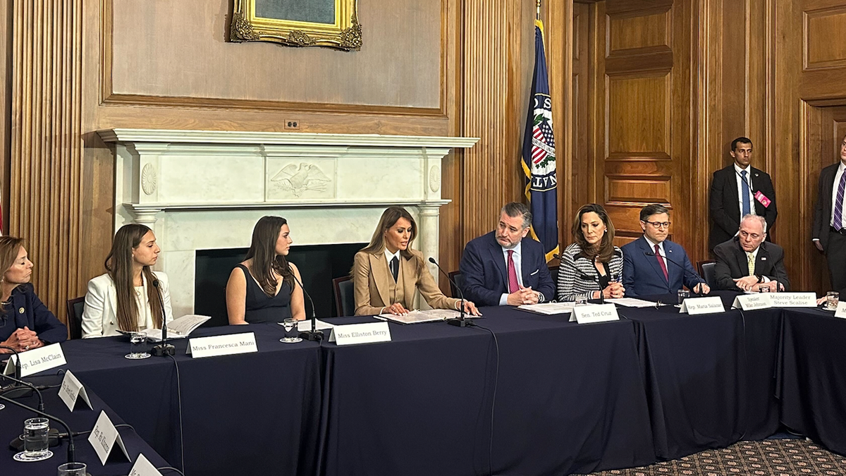 Melania Trump w panel