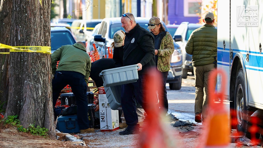 Investigators search the rental home used by Shamsud-Din Jabbar in New Orleans