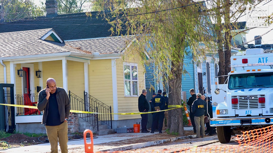 Investigators search the rental home used by Shamsud-Din Jabbar in New Orleans