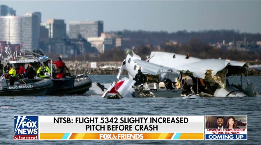 Crews continue recovering debris from DC plane crash