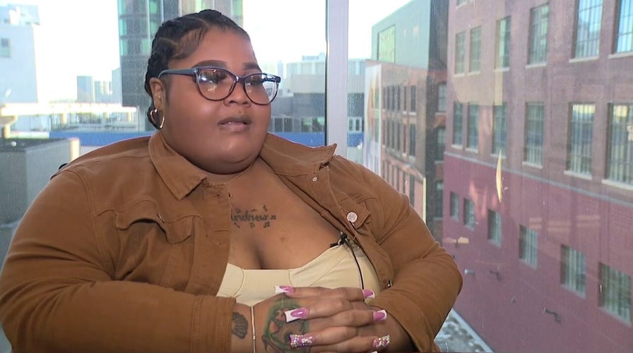 Rapper sues Lyft after she claims she was denied a ride due to her size