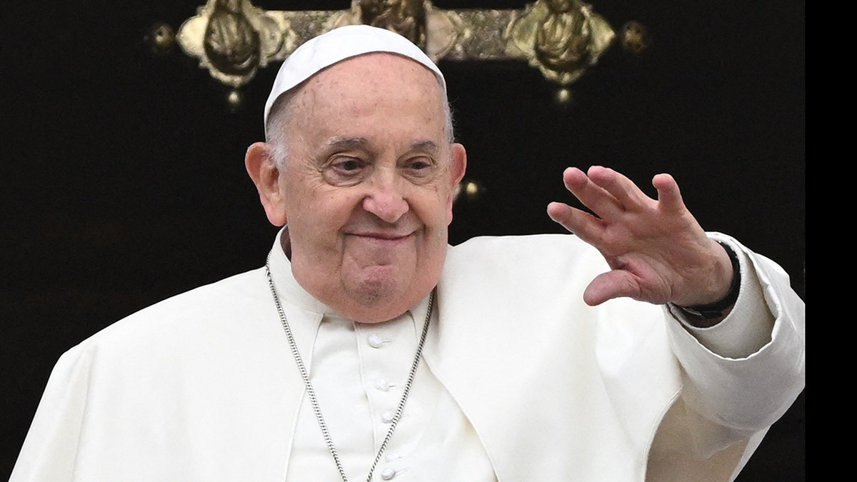 A photo of Pope Francis in better health