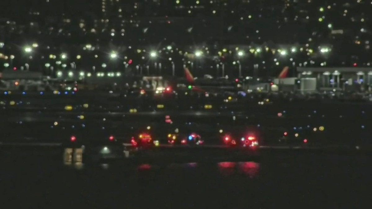 Ground stop issued at Reagan Washington National Airport amid aircraft emergency