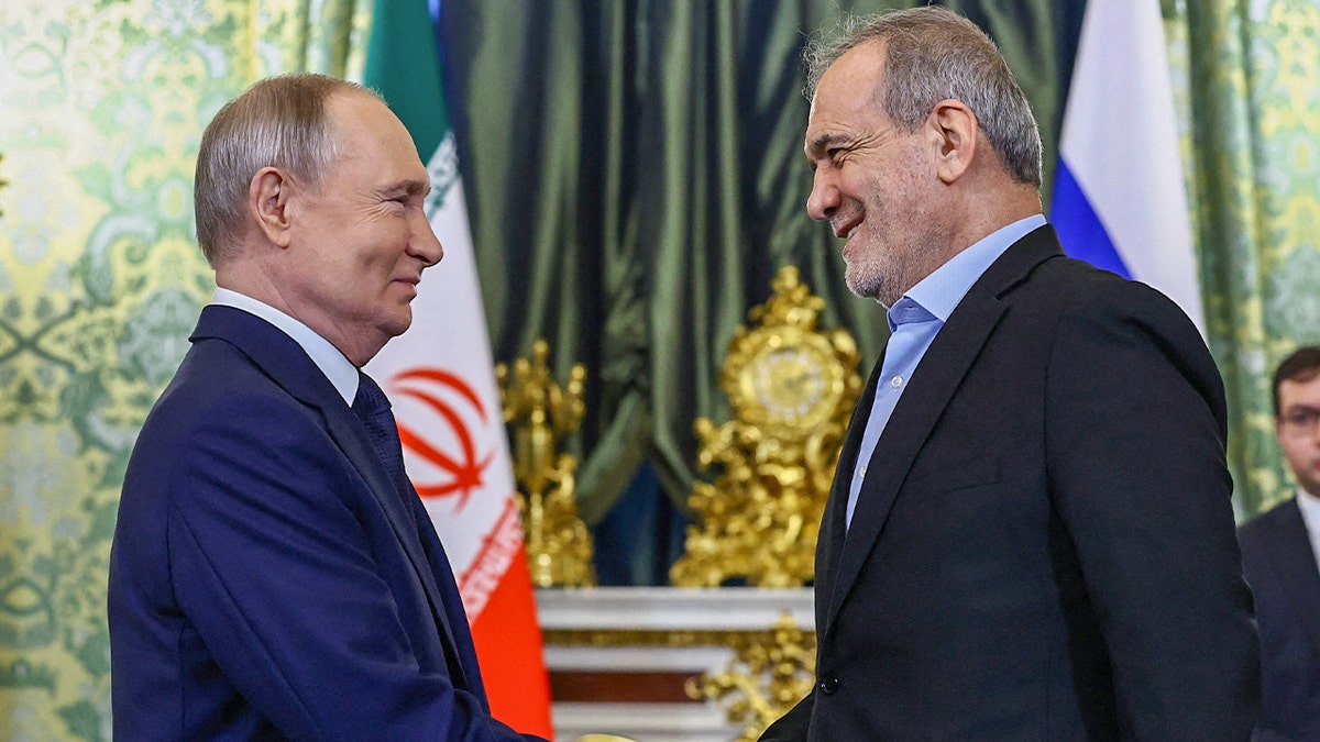 President Vladimir Putin and Iranian President Masoud Pezeshkian