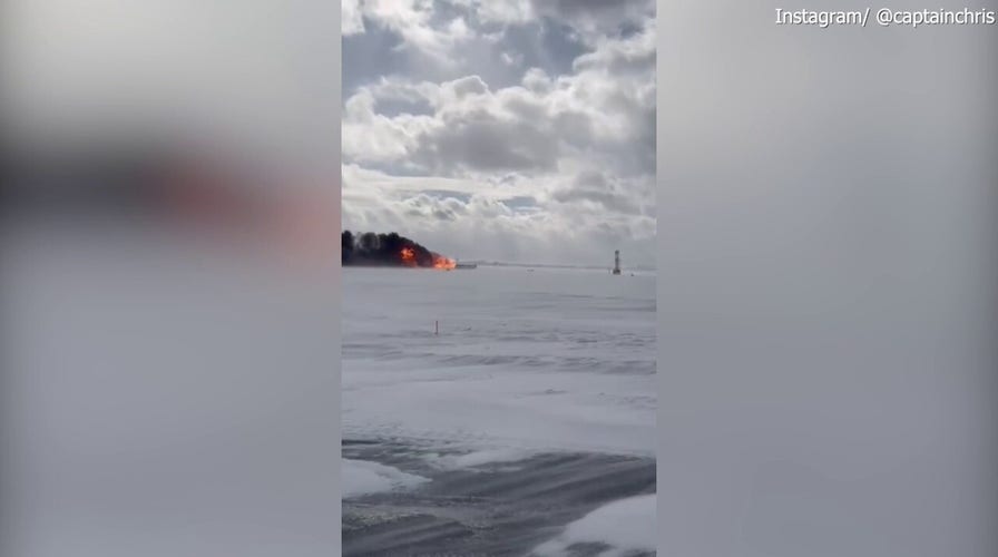 Delta flight crash lands, flips on runway at Toronto airport