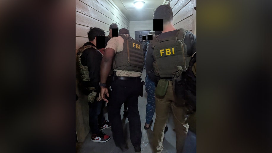 FBI agents arrest alleged TdA gang members