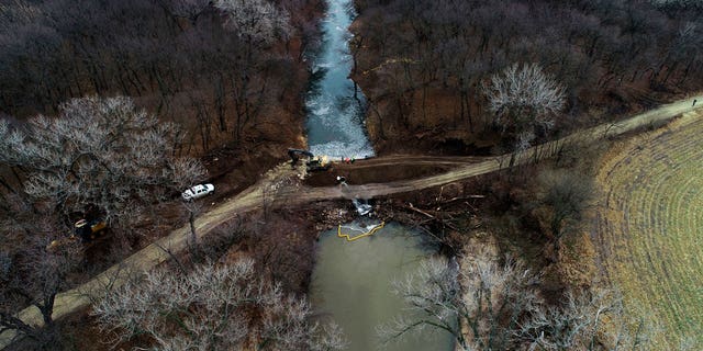 The site of a Keystone pipeline spill in a Kansas creek. The EPA recently reached a cleanup agreement with the company responsible.