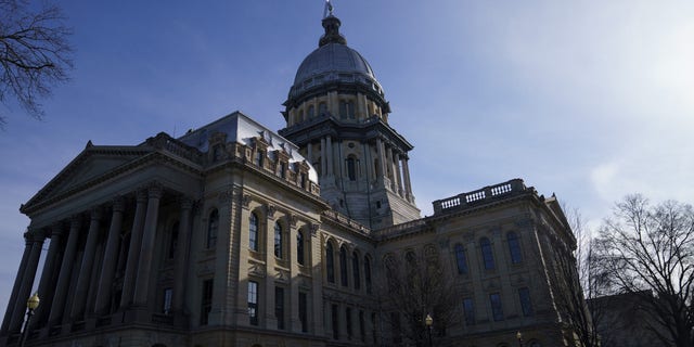 The Illinois State Capitol on Jan. 6, 2022, in Springfield, Illinois. (Armando L. Sanchez/Chicago Tribune/Tribune News Service via Getty Images) 