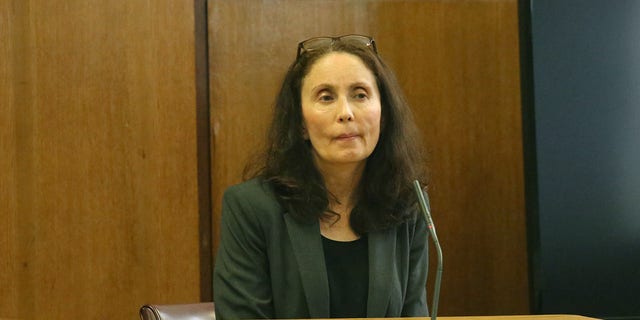 Gigi Jordan appears on the witness stand during cross-examination by the prosecutor during her trial in Manhattan Supreme Court on Wednesday, October 15, 2014. 