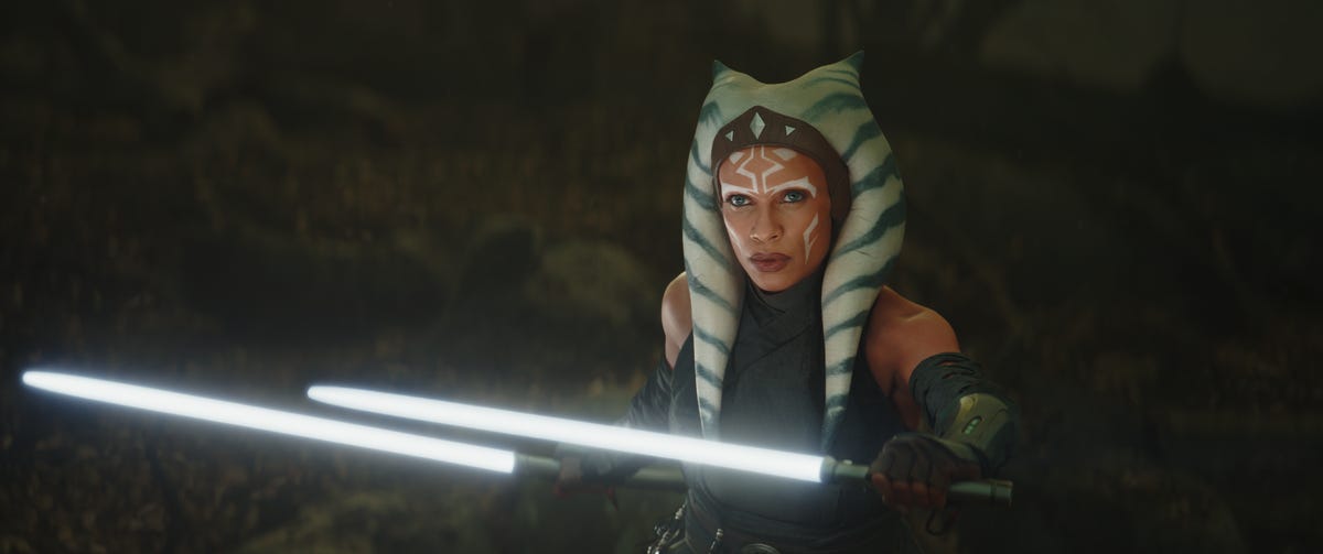 Ahsoka Tano wielding two lightsabers