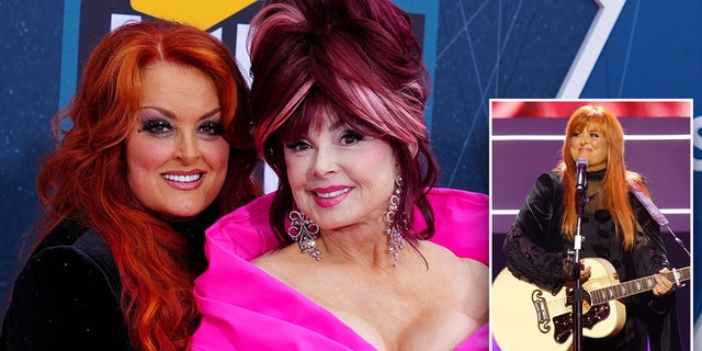 Wynonna Judd remembered Naomi Judd seeming unsettled during their last performance together.