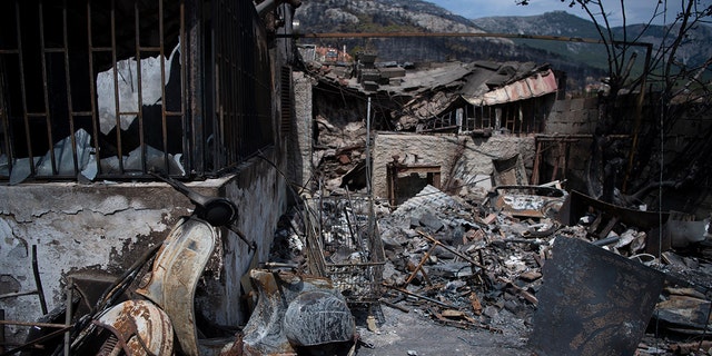 greece wildfires