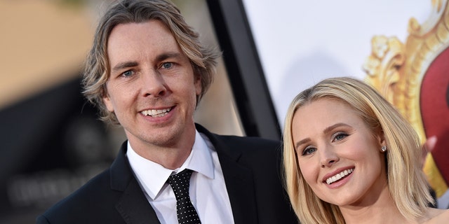 Dax Shepard and Kristen Bell at an event