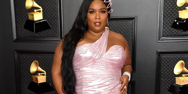 lizzo at the grammys