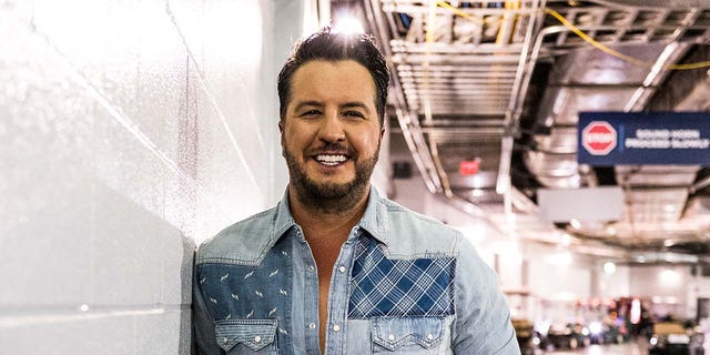 Luke Bryan smiling