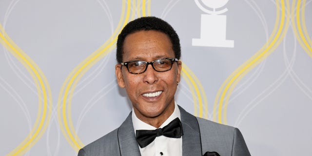 ron cephas jones