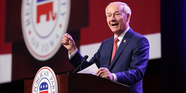 Asa Hutchinson