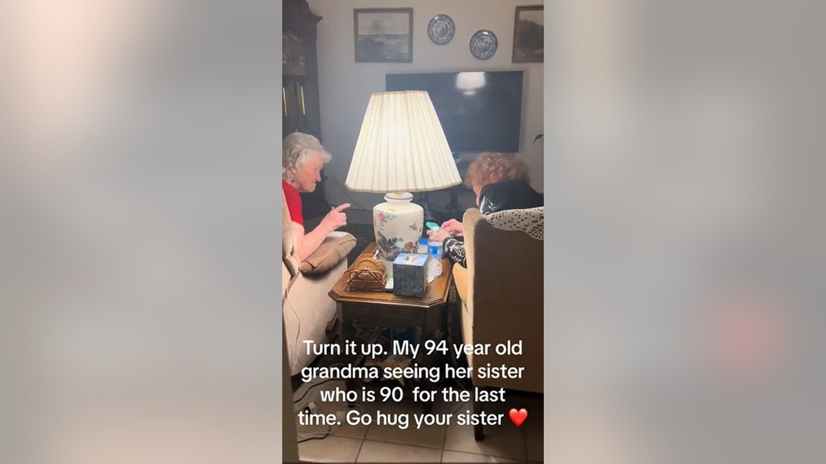 Elderly sisters' goodbye viral TikTok