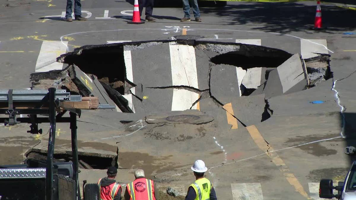 San Francisco sinkhole