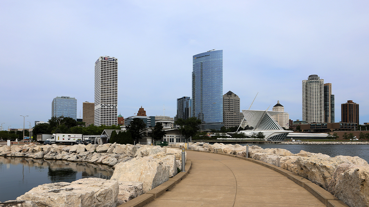 buildings in background forming Milwaukee skyline