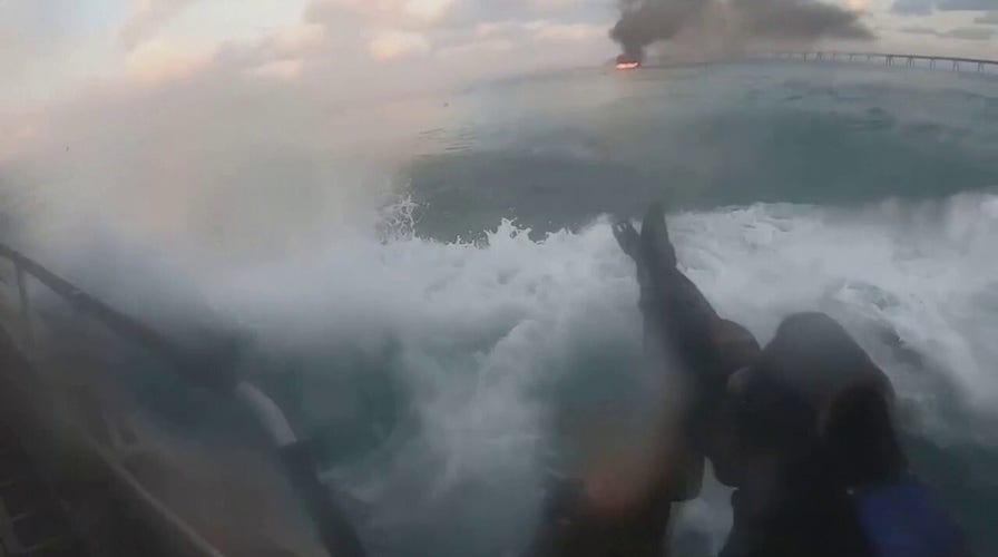 Israeli Navy thwarts Hamas terrorists infilitrating coastline on Oct. 7, IDF says