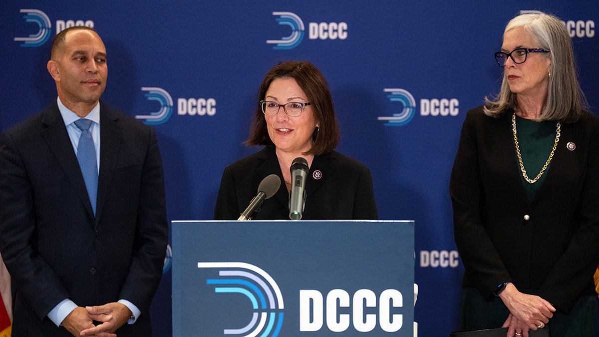 Suzan DelBene, Hakeem Jeffries, DCCC