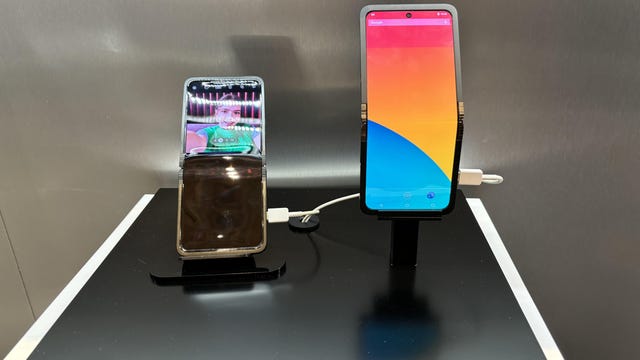 samsung flip concept phone at ces 2024