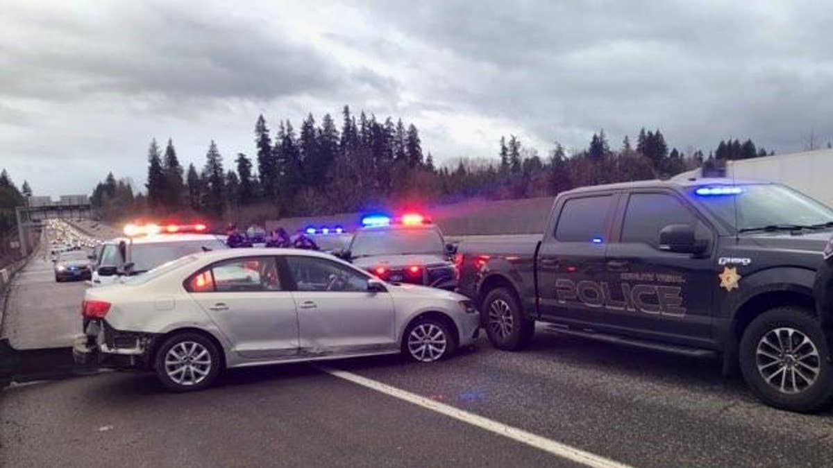 Portland police cars corning a stolen car