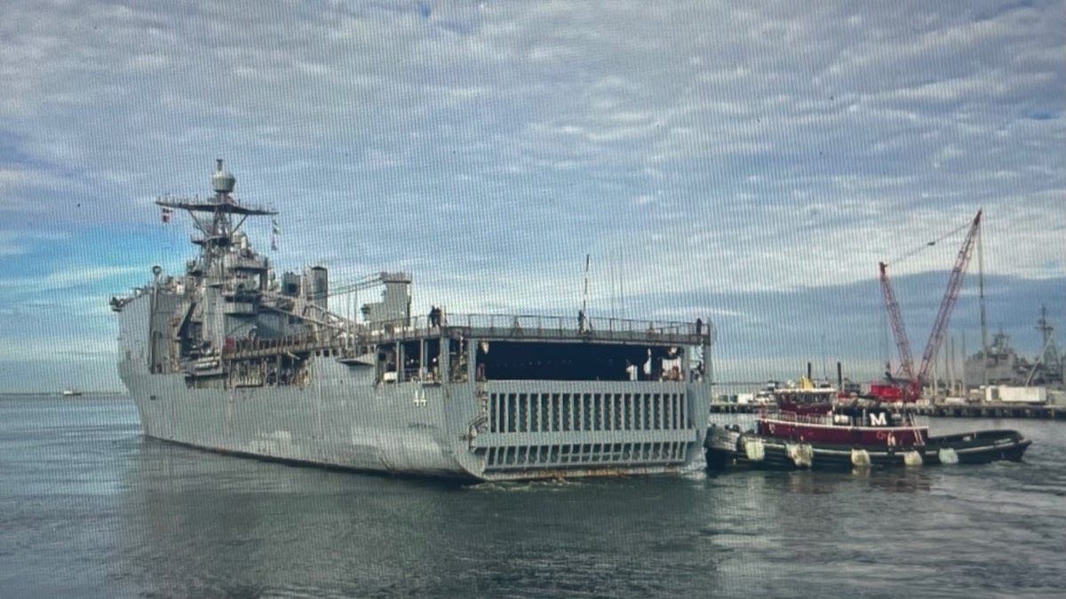 USS Gunston Hall, Norfolk VA