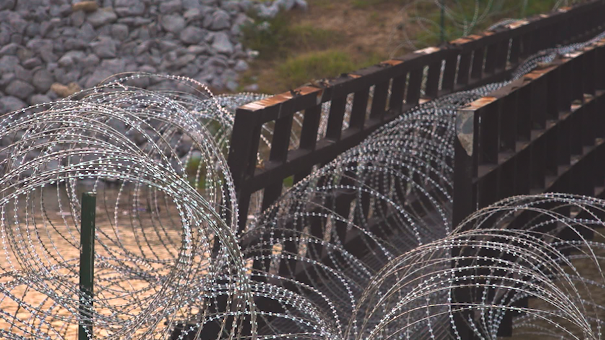 razor wire on the border