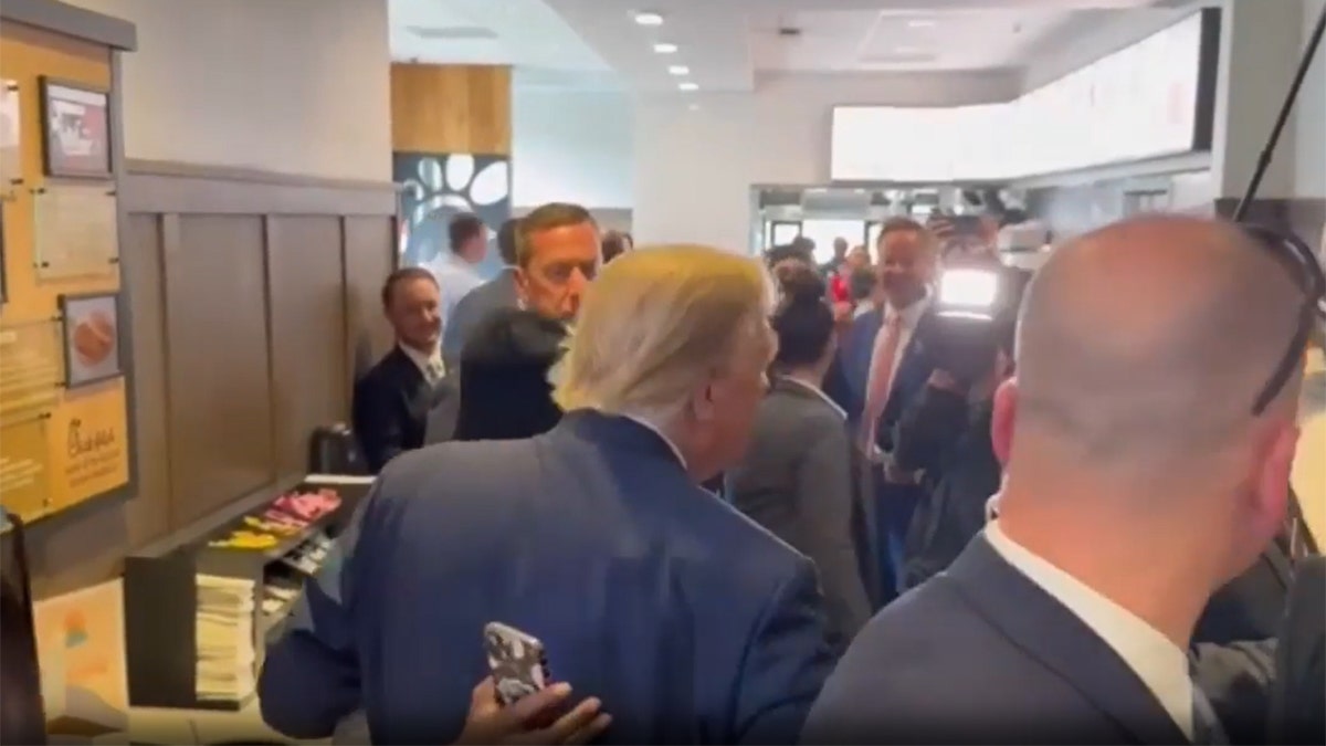 Trump in Atlanta Chick-fil-A