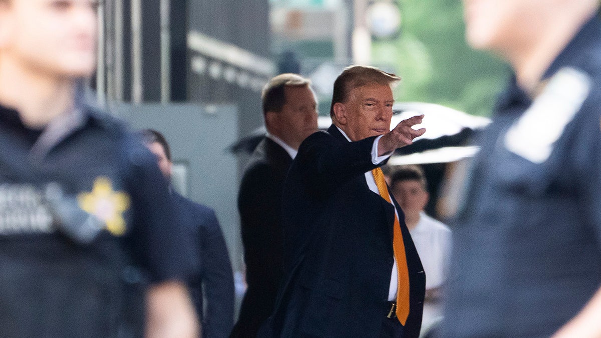 Donald Trump waving