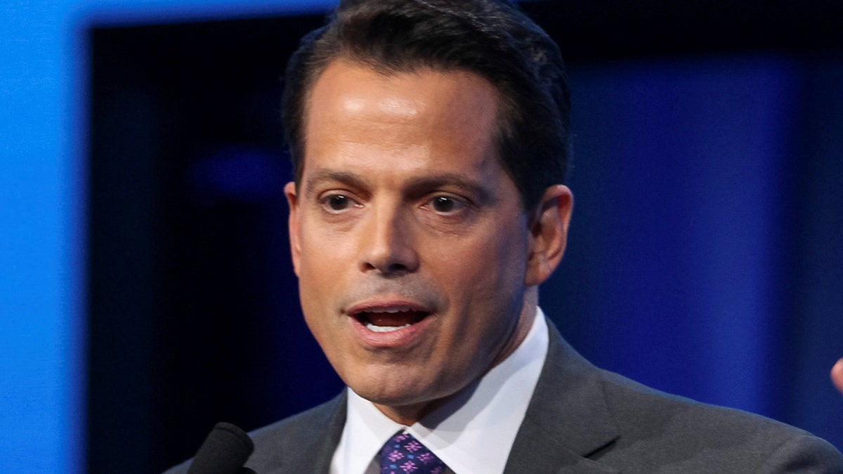 Anthony Scaramucci, Founder and Co-Managing Partner at SkyBridge Capital, speaks during the opening remarks during the SALT conference in Las Vegas, Nevada, U.S. May 17, 2017. REUTERS/Richard Brian - RTX3690L