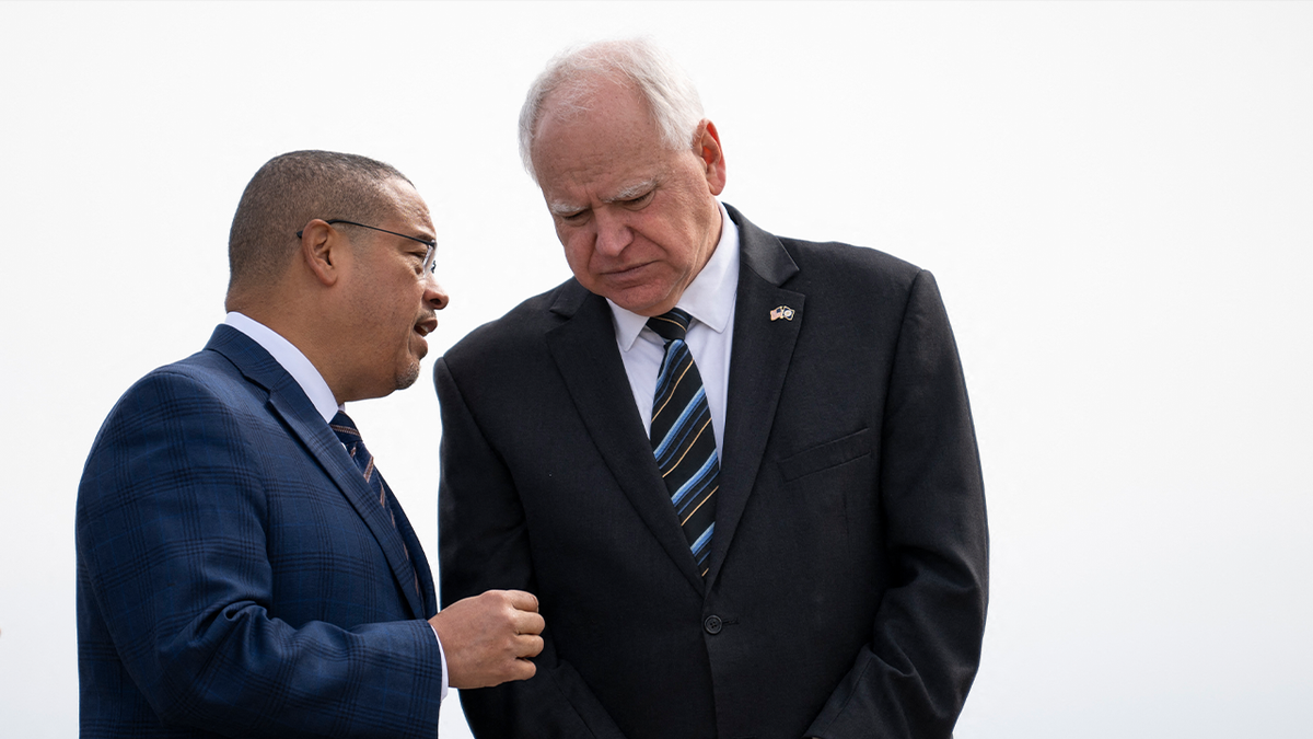 Keith Ellison, Tim Walz