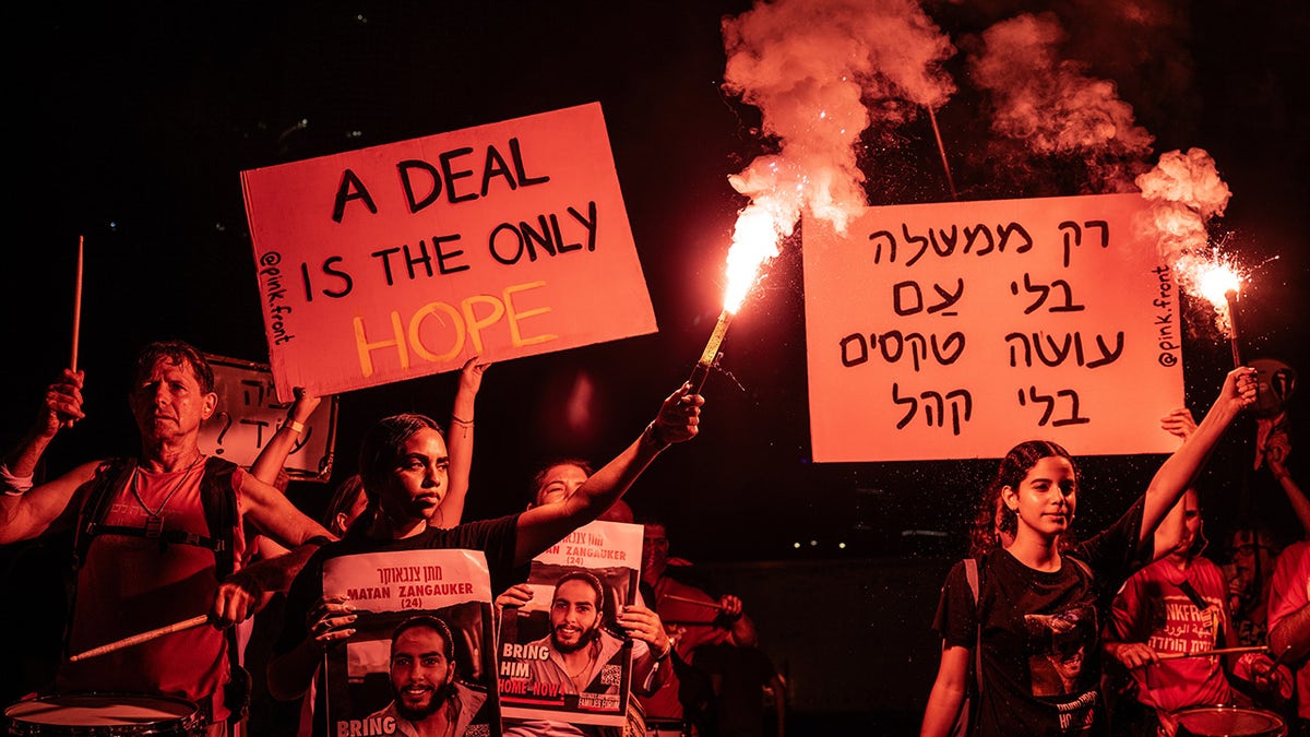 Tel Aviv protesters