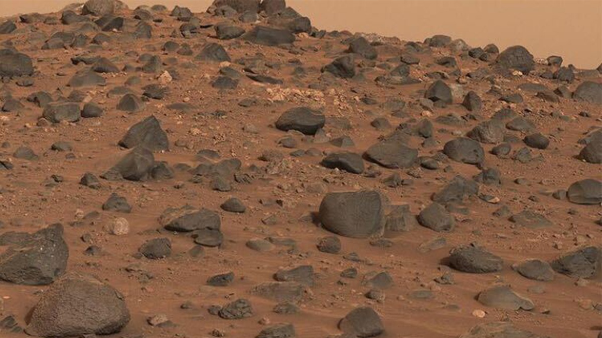 Blue rocks on Mars