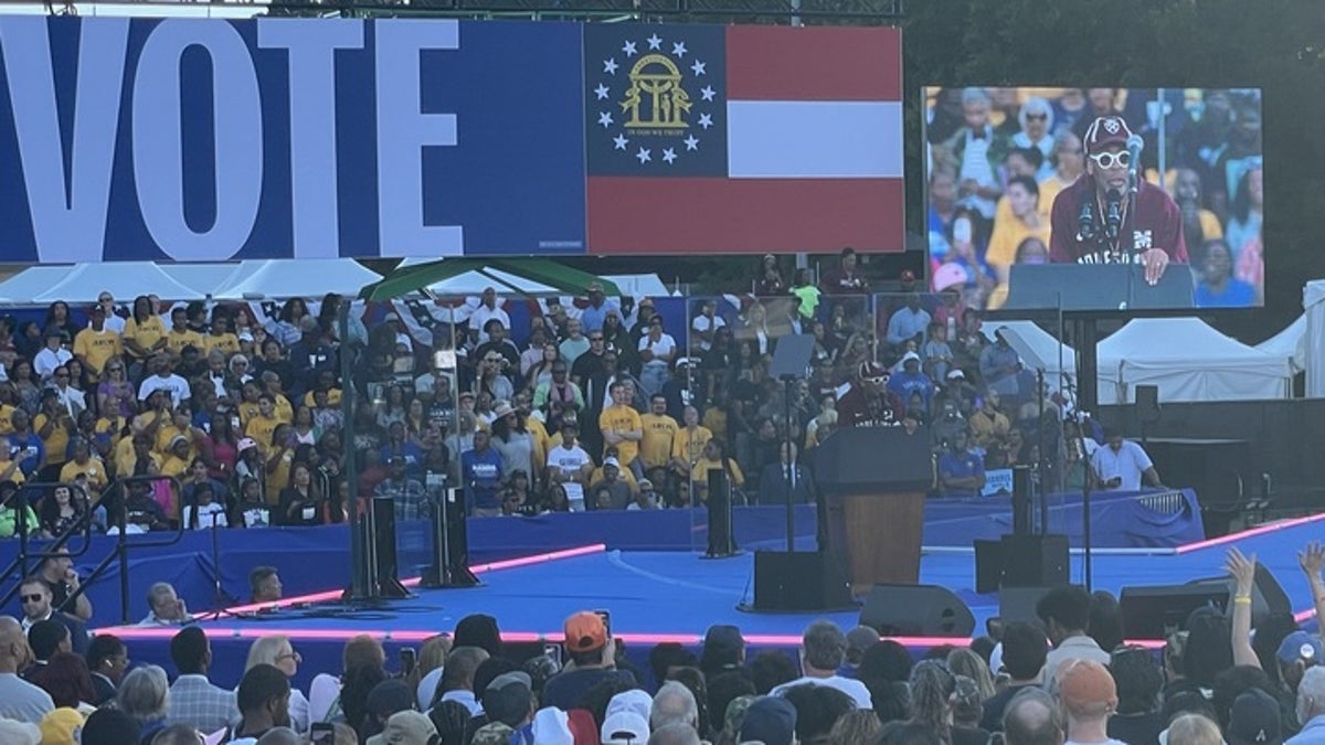 Spike Lee rallies the crowd at a Kamala Harris, Barack Obama event near Atlanta, GA. October 24th