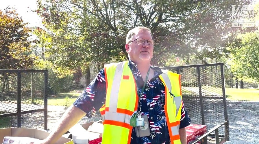 Ex-police officer delivering thousands of dollars worth of supplies daily to residents in need