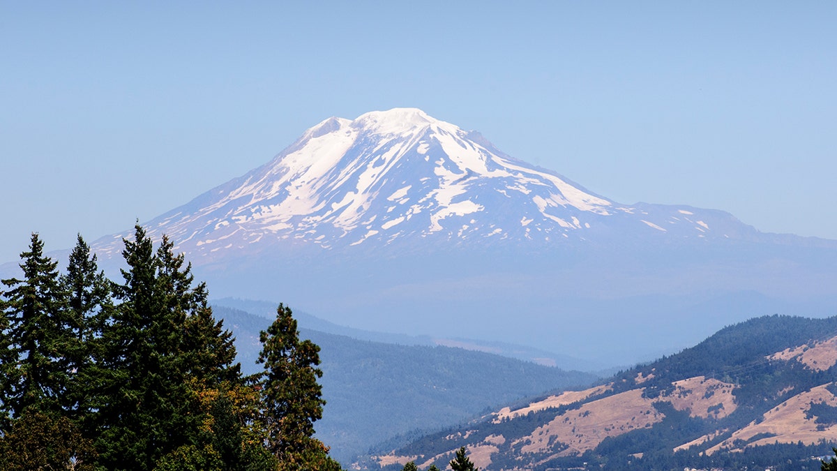 mount-adams