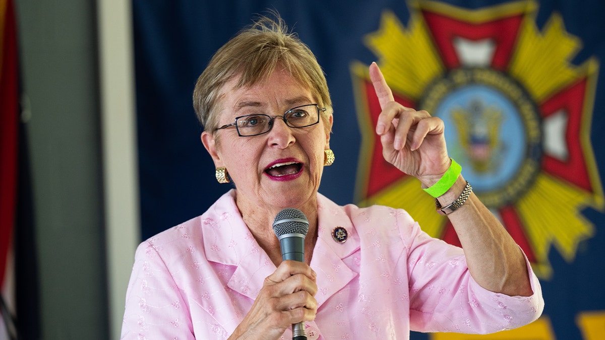 Rep Kaptur at VFW