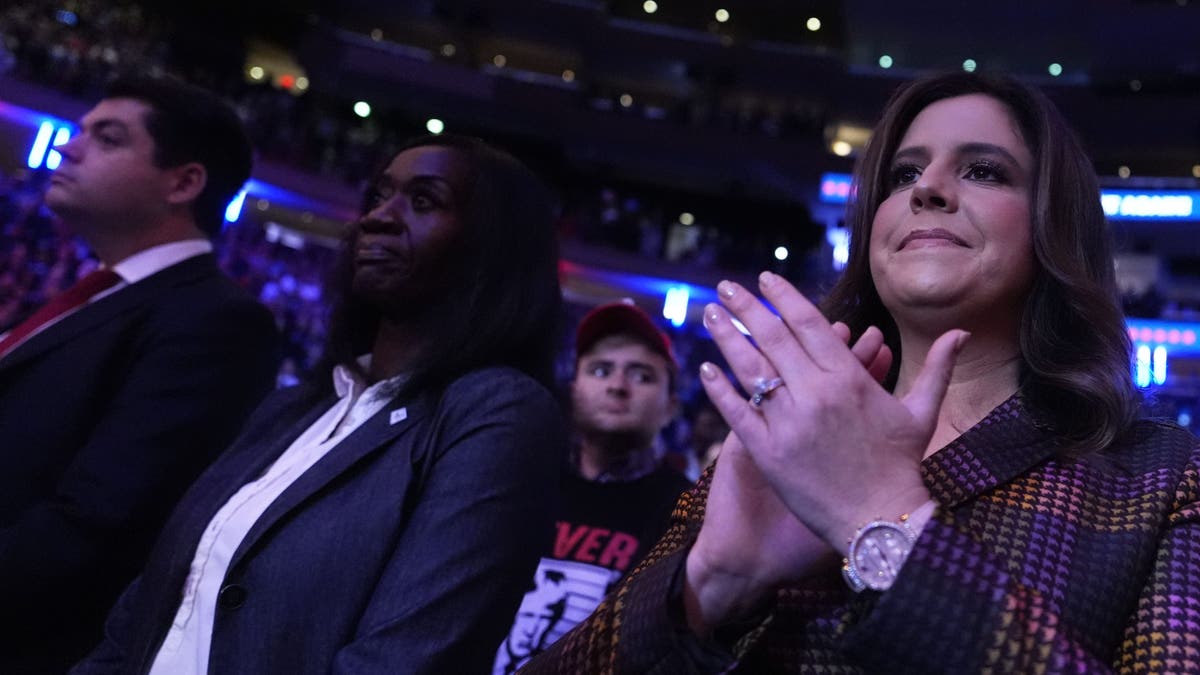 Stefanik claps at Trump MSG rally