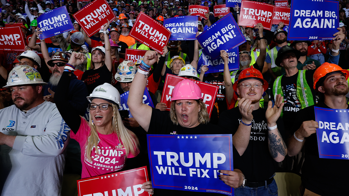 Trump supporters in Pittsburgh